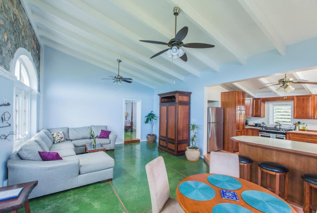 Feather Leaf Inn Frederiksted Bilik gambar